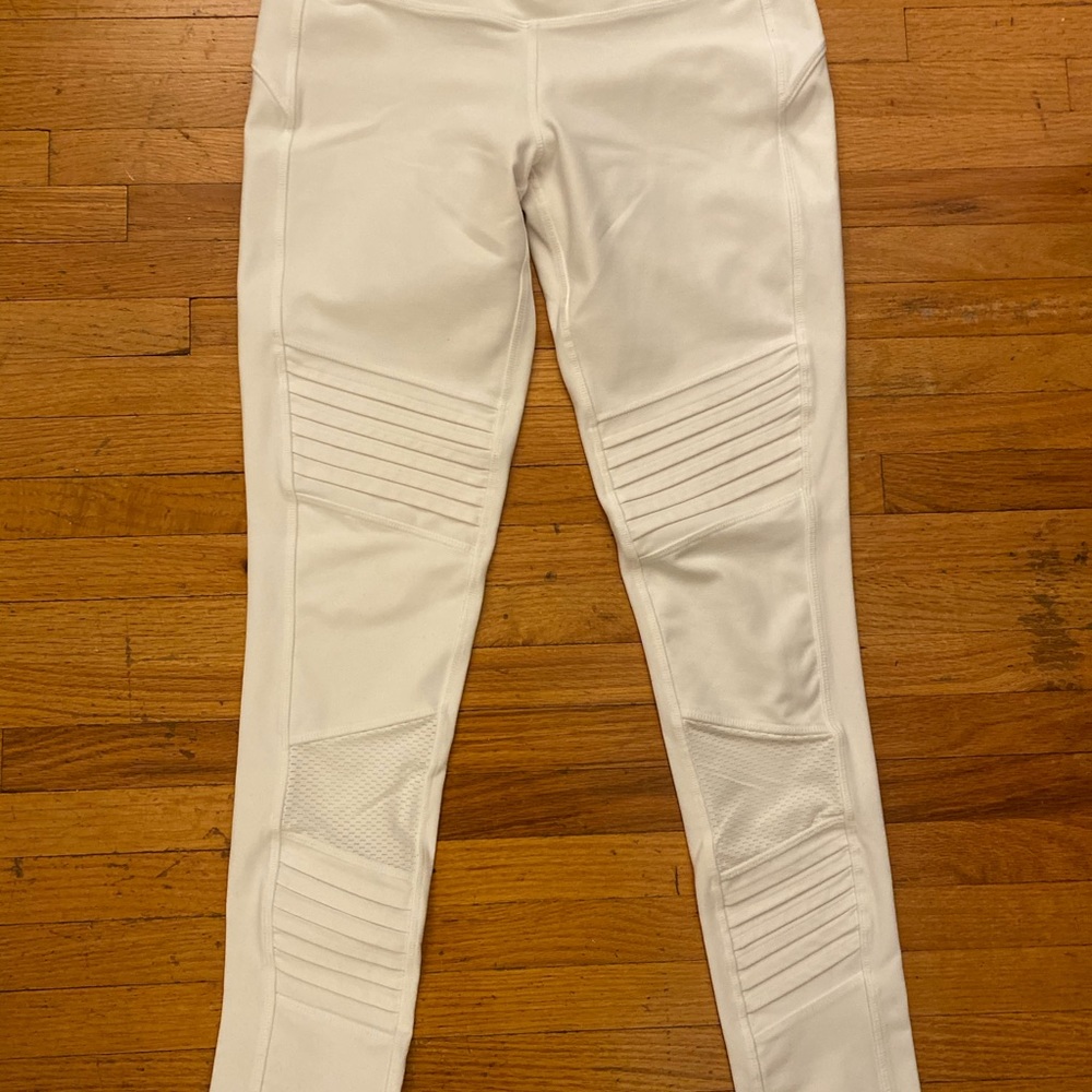 White workout leggings